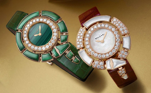 镶嵌一颗水滴形钻石