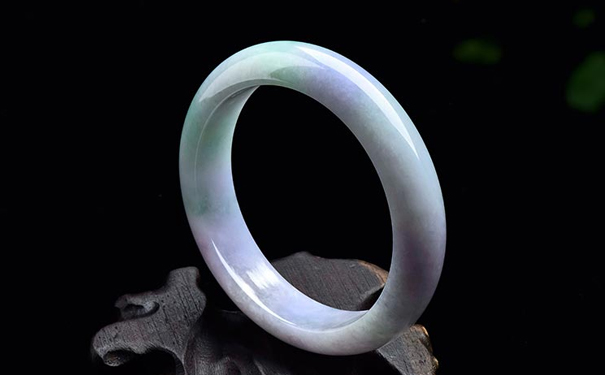 天然翡翠手镯女玉镯子紫罗兰飘绿春彩就翡翠