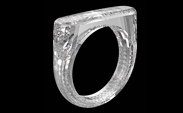 完整合成钻石戒指