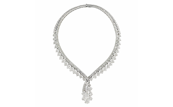 『Lot 153』钻石项链，by Van Cleef & Arpels  估价：40万-60万美元