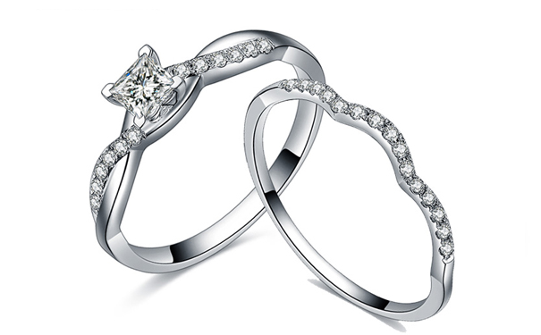 结婚钻戒价格在两万以内有好看的吗