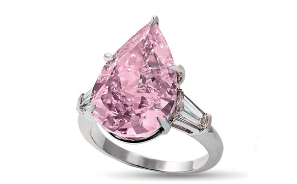 9.14ct 粉钻  单克拉价格：198.8万美元  拍场：2016年11月，Christie's 日内瓦  重9.14ct，达到 Fancy Vivid Pink 色级，VS2 净度级别。