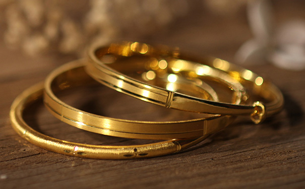 黄金手镯