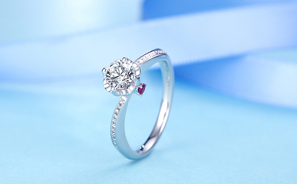 钻石4C|钻石颜色和净度等级表 