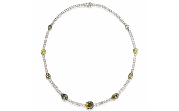 「变色龙」钻石