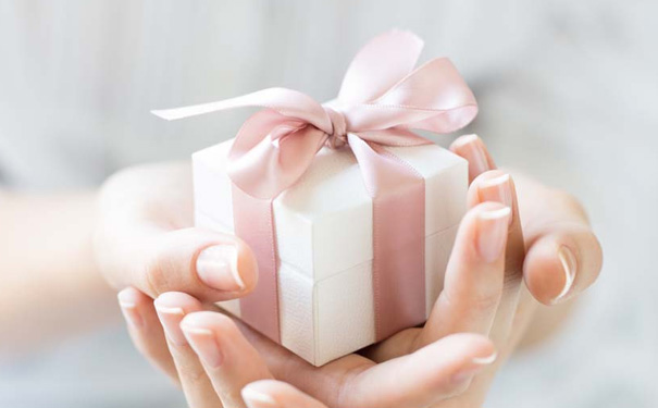 结婚纪念日礼物