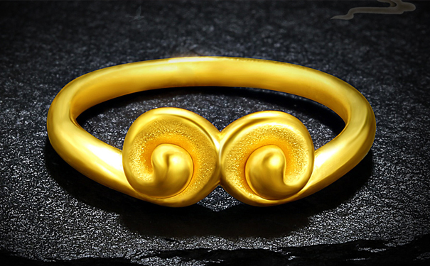 黄金首饰的价格在多少钱合适 