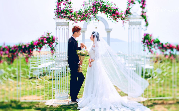 为什么很多人都喜欢在年底结婚？