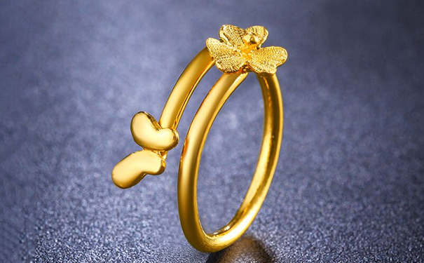 巴中德西尔一个黄金戒指多少钱