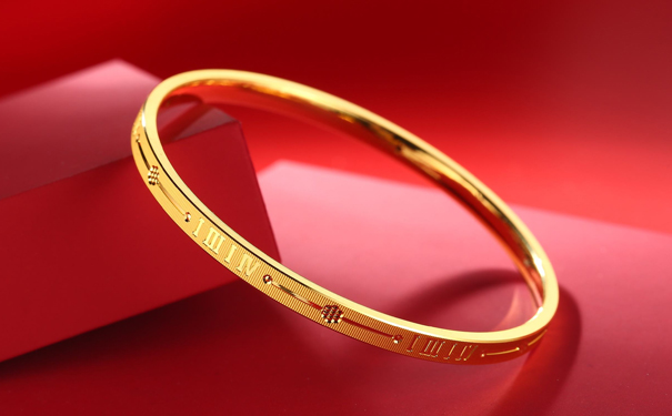 彩金和黄金的区别在那里