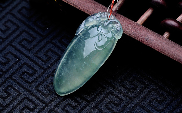 翡翠为什么那么贵