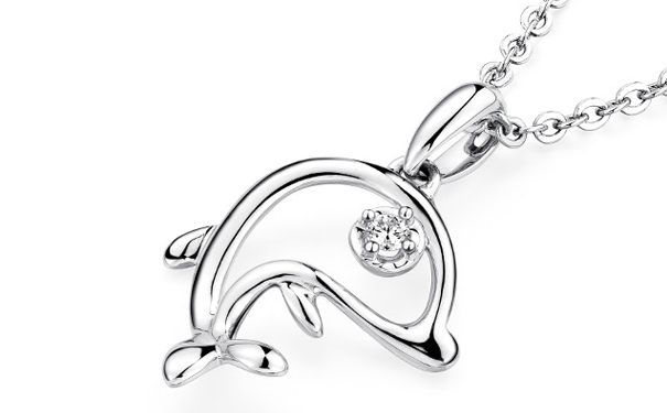 铂金和黄金都是比较有价值