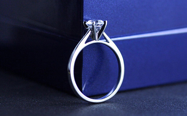 买钻戒