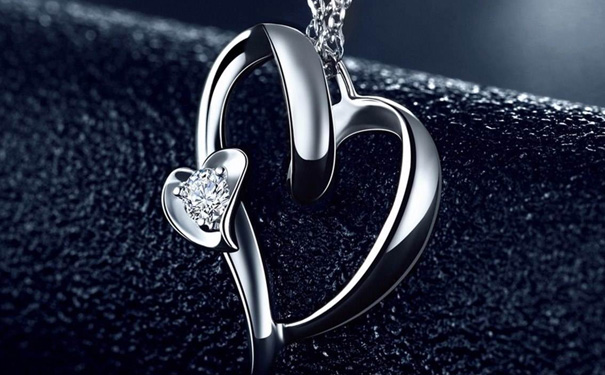 钻石吊坠 钻石吊坠