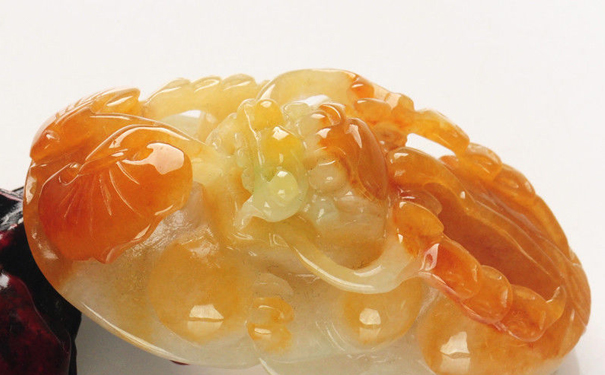 黄翡翠有招财的寓意吗？