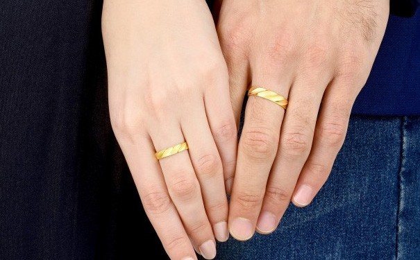 你知道足金是什么金，现在买好吗