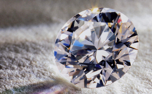 买戒指钻石的好不好，要多少钱