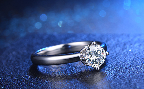 2克拉钻戒，在2019年什么样的价位才算便宜呢？