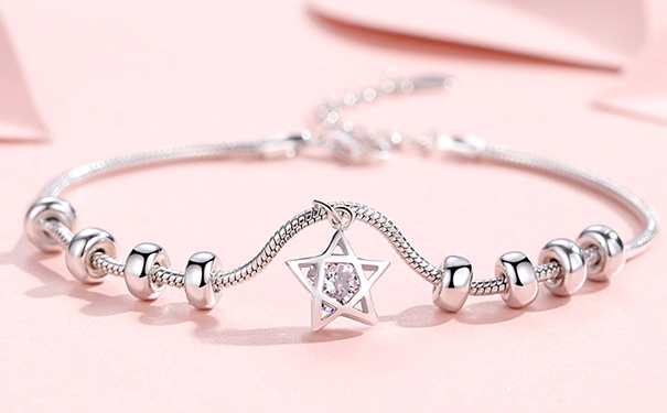 男朋友送的纯银手链太丑，该怎么办