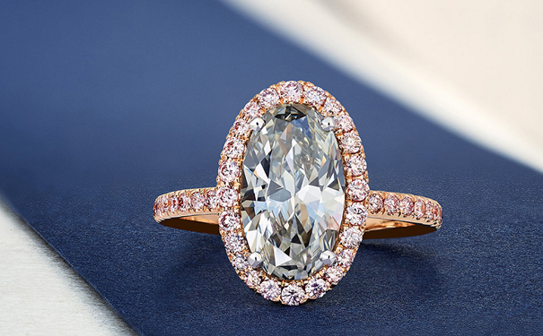 现在结婚都要佩戴结婚戒指