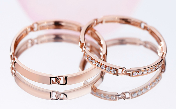 求婚戒指可以选择彩金戒指吗