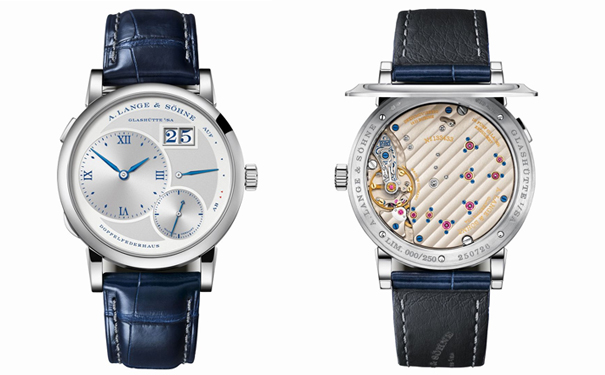 搭配深蓝色鳄鱼皮表带，限量250枚。