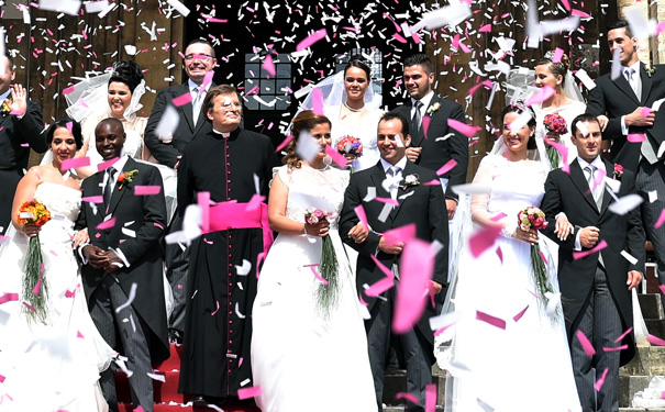 集体婚礼是什么，举办集体婚礼怎么样