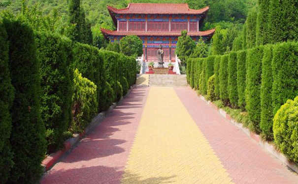 2019年新人举行墓地婚礼会不会不好