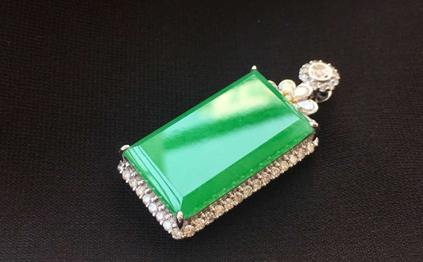 翡翠a货是不是最好的