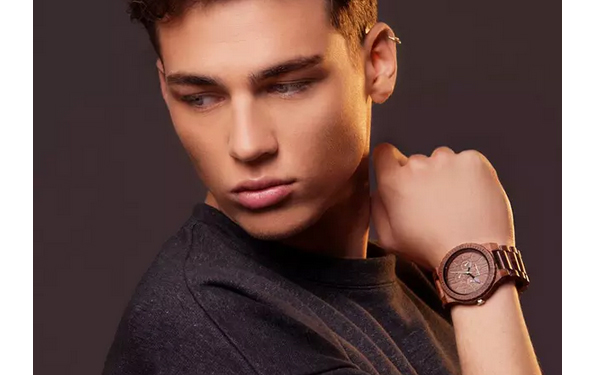 WEWOOD木制手表,同样的搭配,不一样的质感! WEWOOD木制手表,同样的搭配,不一样的质感!