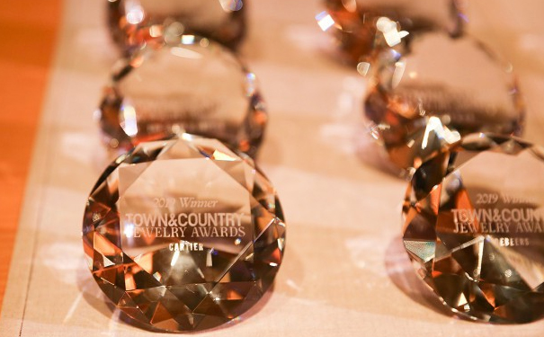 2019 Town & Country珠宝“年度系列大奖”被宝格丽摘得