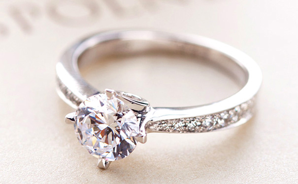 钻石戒指可以换款式吗