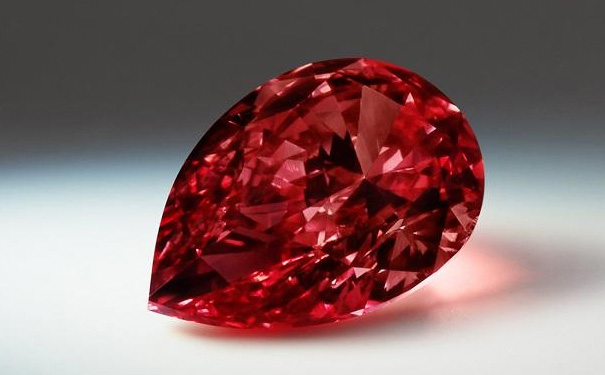 红色钻石