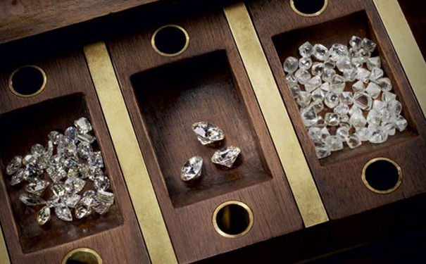 钻石一般有多少个切割面