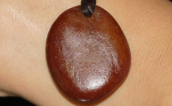 和田红玉是什么，和田红玉价格高吗