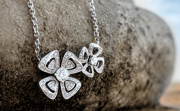 彩金戒指选购看什么