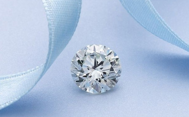 钻石的颜色和净度