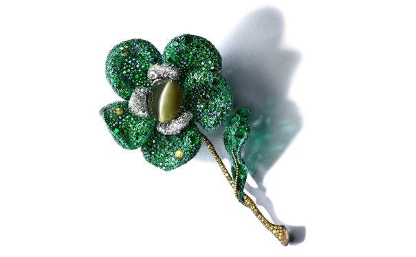 105.37ct金绿猫眼的 Greenovia 山地玫瑰胸针