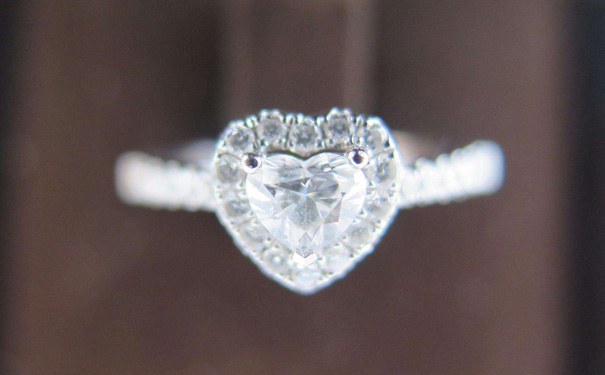 2019年买50分心形钻戒要多少钱