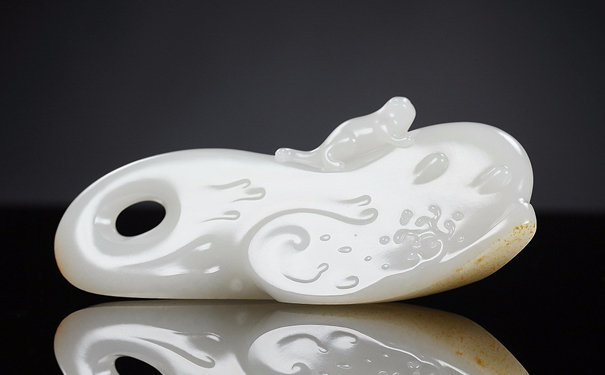 室无玉不雅，居无玉不安