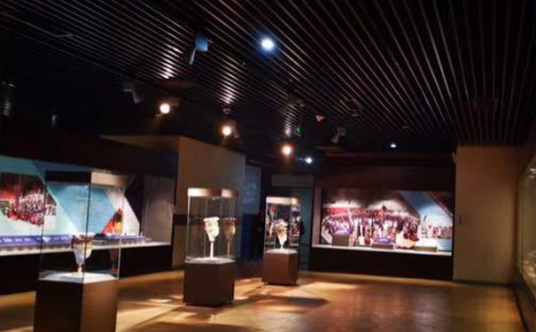 桂林博物馆藏南方少数民族银饰展