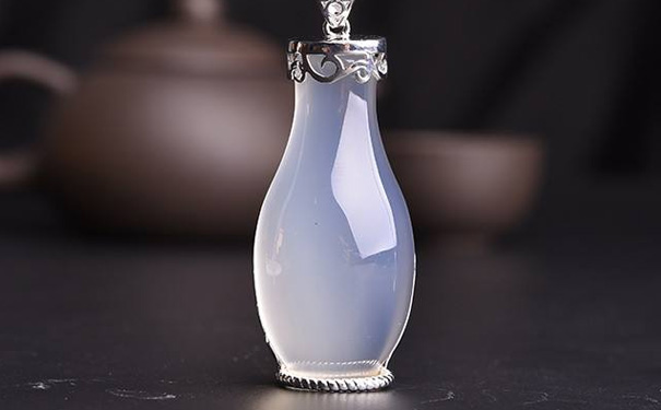 玉髓市场价高吗，可以买吗