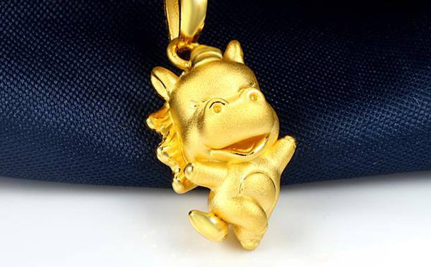 黄金吊坠 黄金吊坠