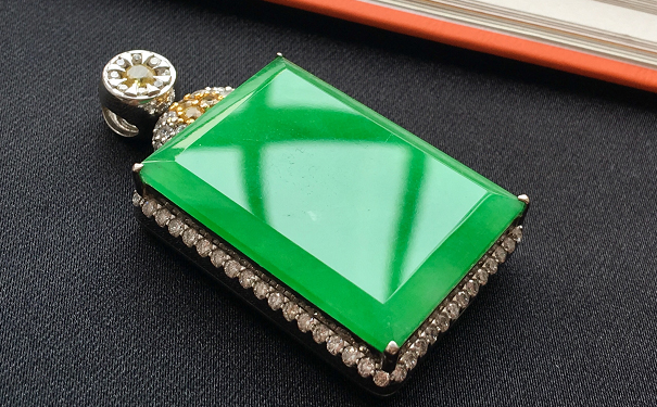 什么样的玉是好玉之翡翠