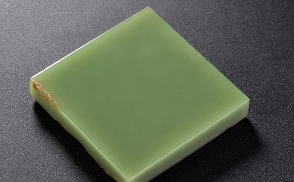 析木玉好还是和田玉好？