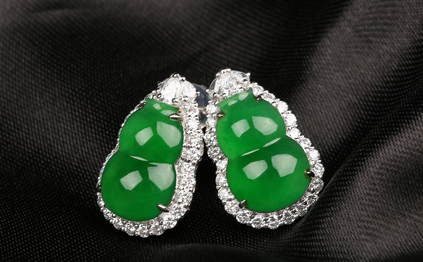 翡翠的种水谁重要