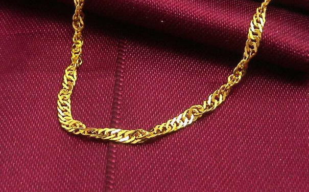 2019年买一条千足金项链多少钱