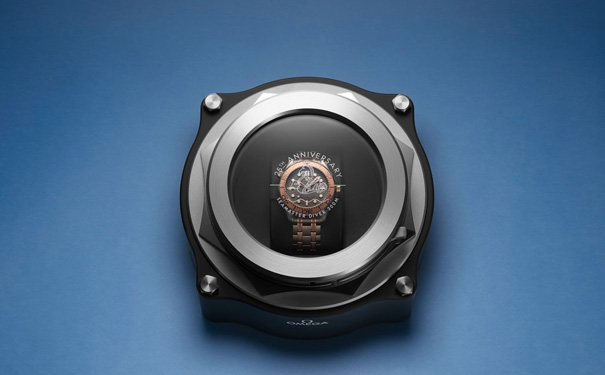 欧米茄海马系列300米潜水表钛钽限量版腕表