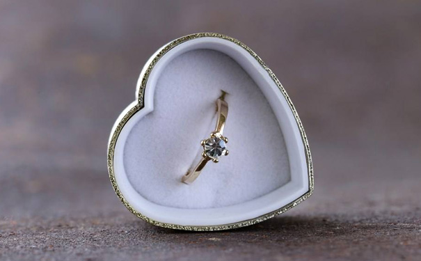 成都买钻戒 成都买钻戒