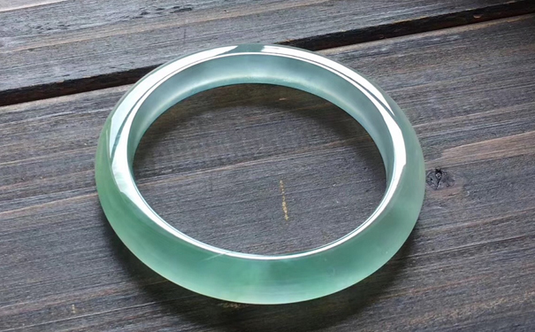 收藏翡翠的价值